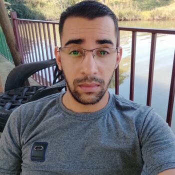 Emprego de babá em Goiânia: emprego de babá Jean