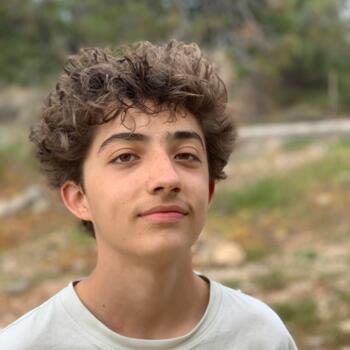 Baby-sitter Étoile-sur-Rhône: Honorat