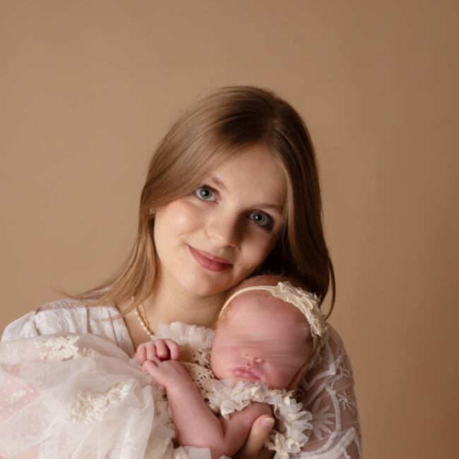 Babysitter in Chalon-sur-Saône: Athénaïs