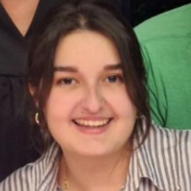 Babysitter a San Severino Marche: Elisa