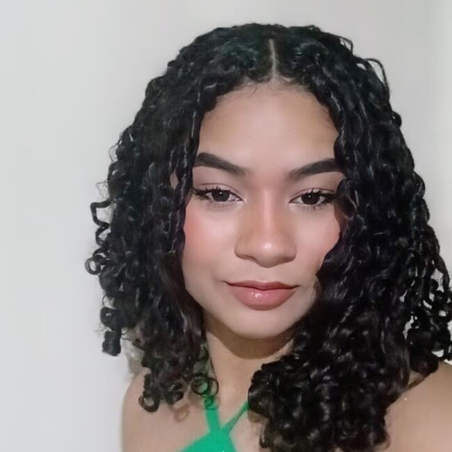 Babá em Sertãozinho: Isadora