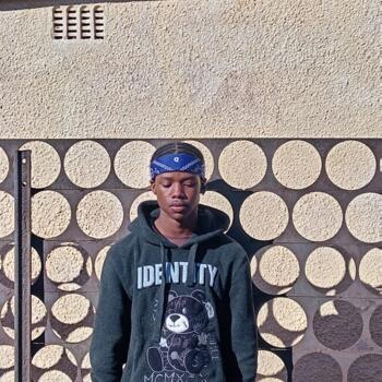 Babysitter in Potchefstroom: Thato