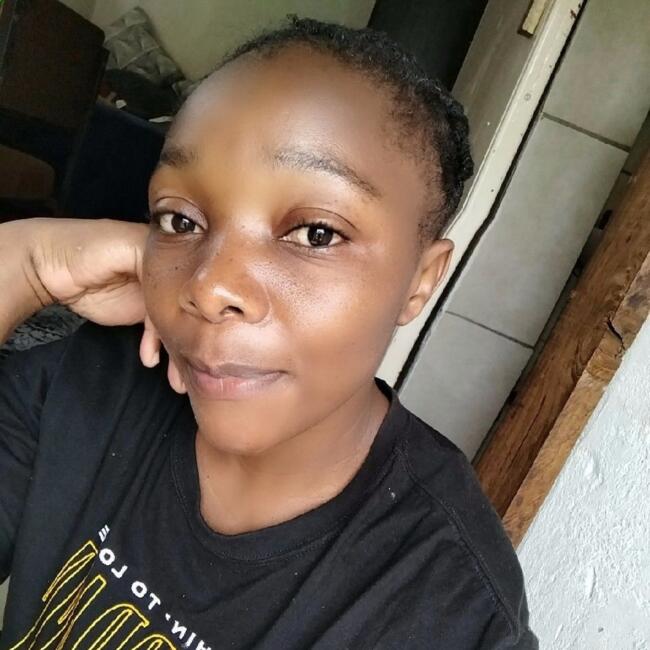 Babysitter in Kempton Park: Lynne