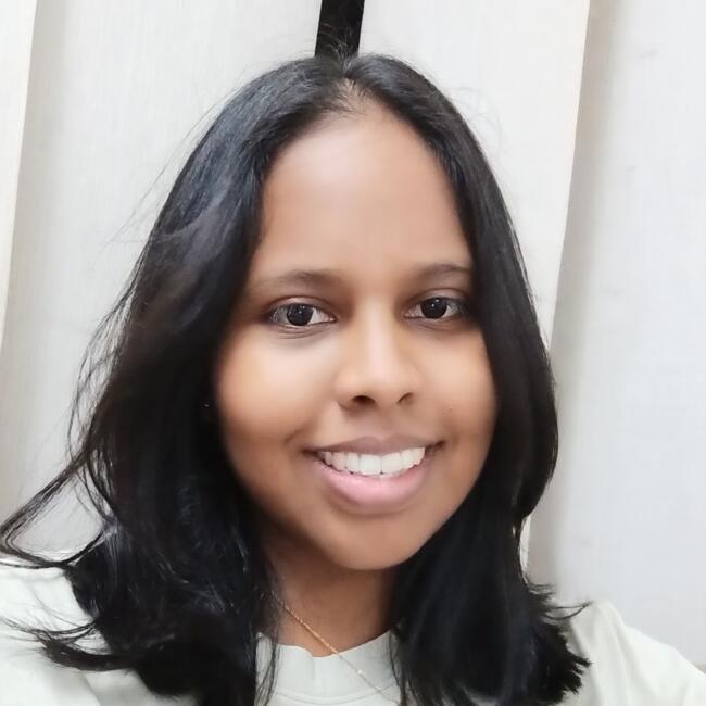 Babysitter in Donostia / San Sebastian: Andrea Carolina Velásquez Padi