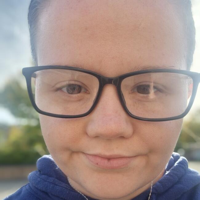 Babysitter in Telford: Chloe