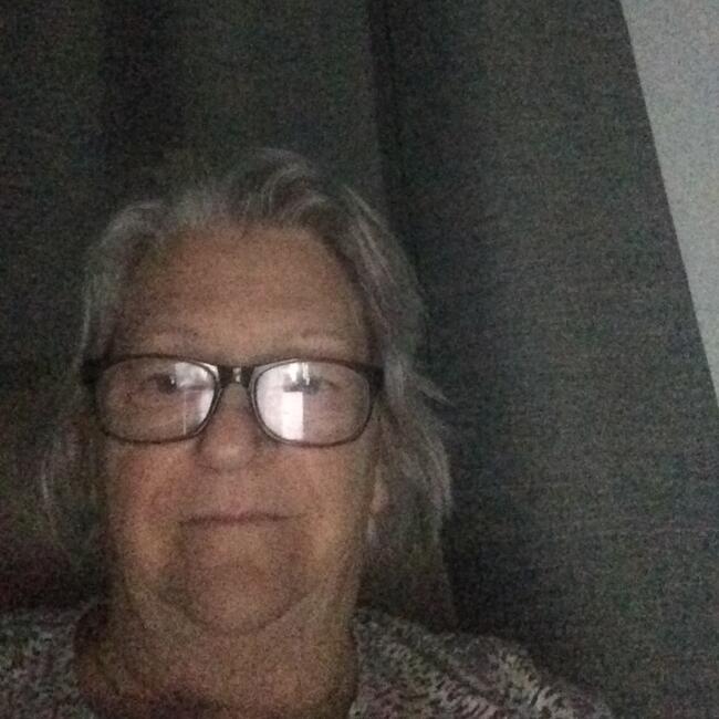 Babysitter in Launceston: Julie