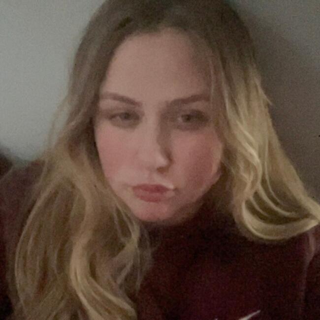 Babysitter in Dayton (Maine): Mackenzie