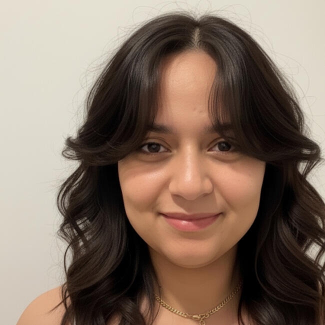 Babysitter in Trappes: Asma