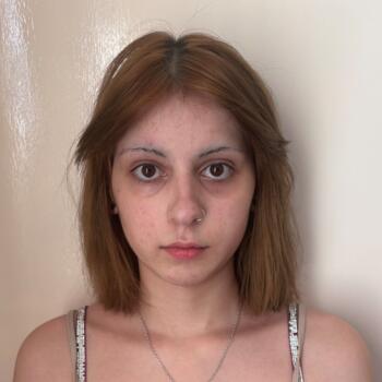 Babysitter Newcastle upon Tyne: Asha