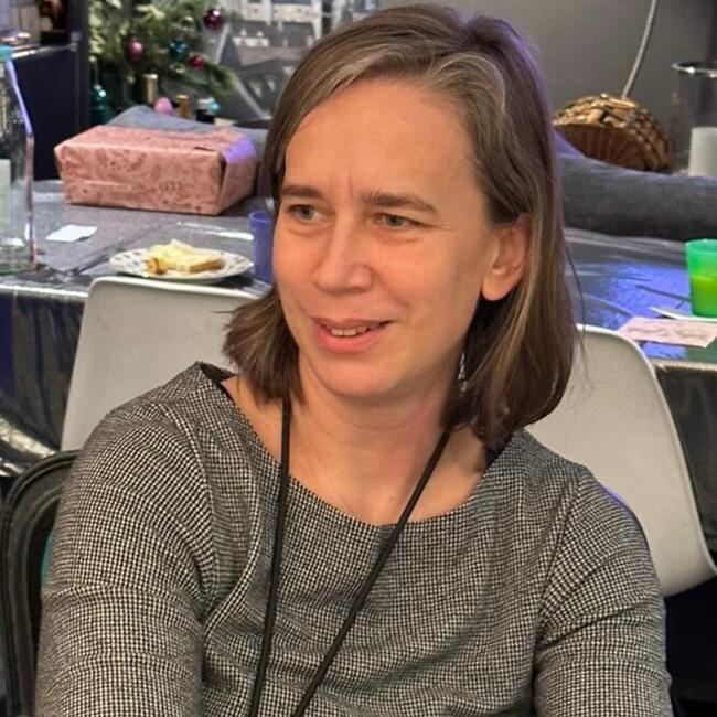 Babysitting job in Saint-Cloud: Nadine