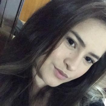 Babysitter Almada: Janaina
