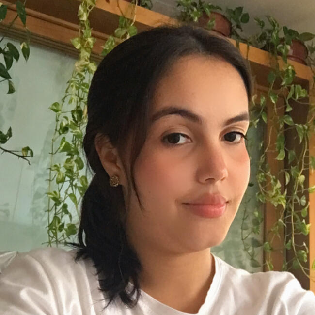Babysitter in São Paulo: Larissa