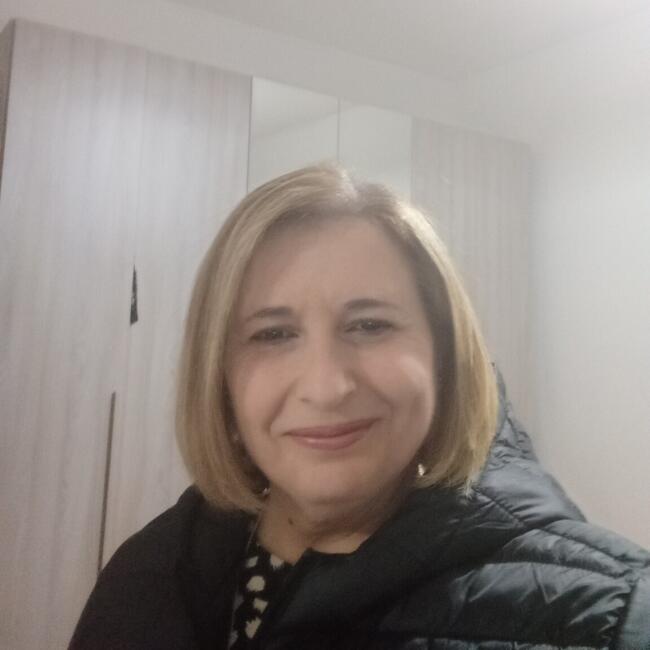 Babysitter a Fuscaldo: Catia