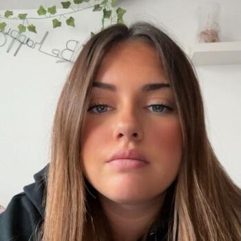 Baby-sitter à Paris: Rose