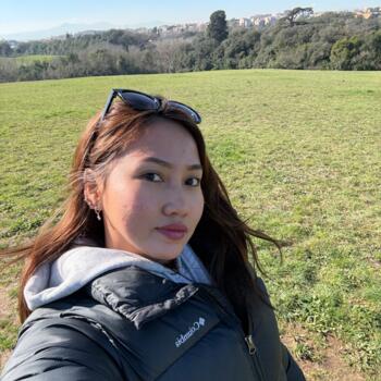 Babysitter in Rome: Arlene