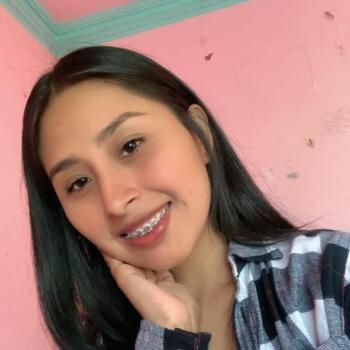 Babysitter Santa Cruz: Neila claritza