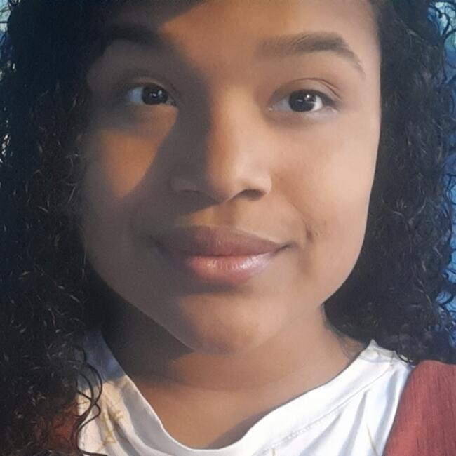 Babysitter in São José do Rio Preto: Juliana