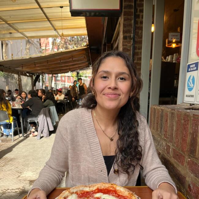 Babysitter in Melbourne: Andrea