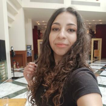 Babysitter στην περιοχή Νίκαια: Maria