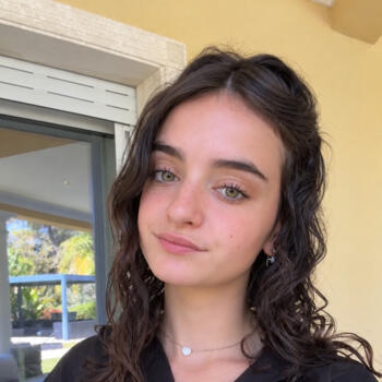Babysitter Roquefort-les-Pins: Clara