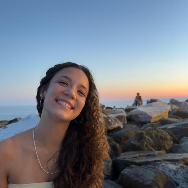 Babysitter in Genoa: Nicoletta