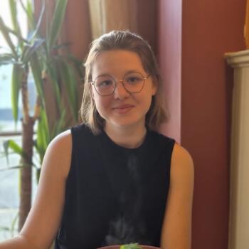 Babysitter in Lede: Eline