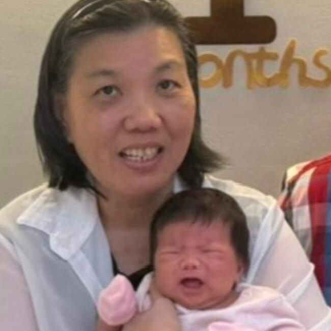 Babysitter in Singapore Island: Irene