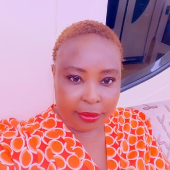 Babysitter in Doha: Faith