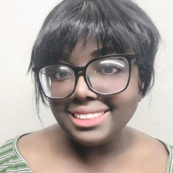 Babysitter in Plantation: Nia