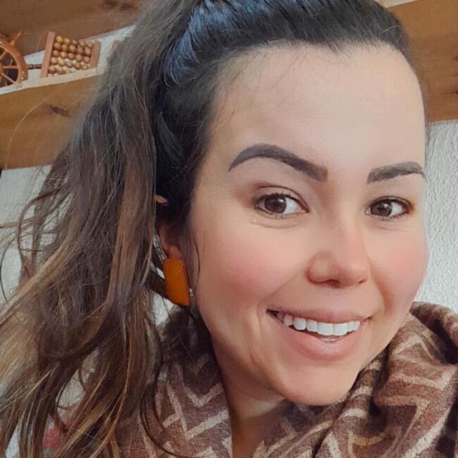 Babá em Balneário Camboriú: Andressa