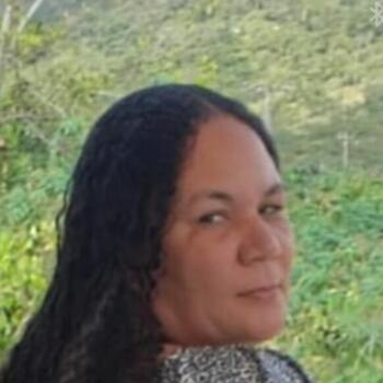 Babá em Vitória de Santo Antão: Gilvanete Carmelita