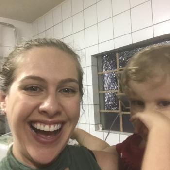 Emprego de babá Itapema: emprego de babá Raissa