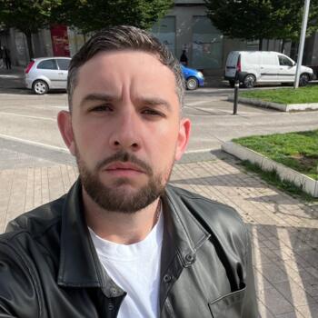 Trabajo de canguro en La Coruña: trabajo de canguro Juan