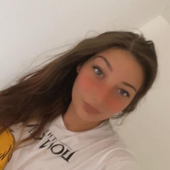 Babysitter in Moeskroen: Melanie