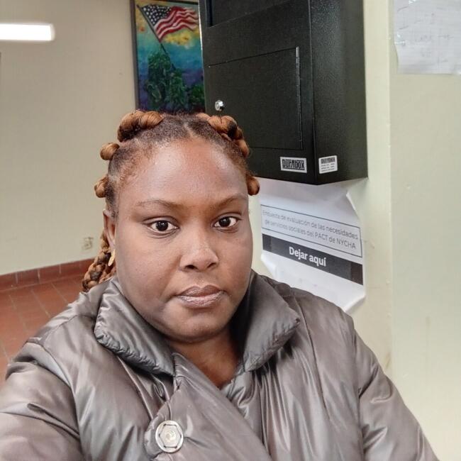 Babysitter in The Bronx: Yoenmy