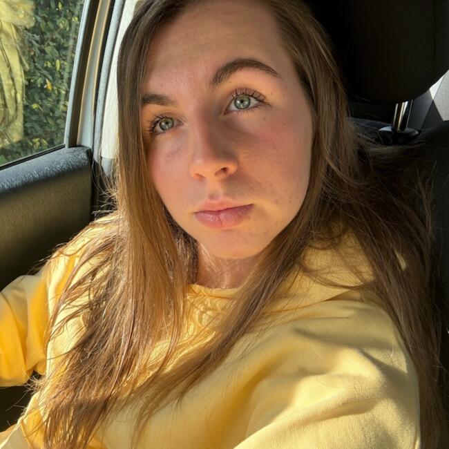 Babysitter in Angers: Loriane