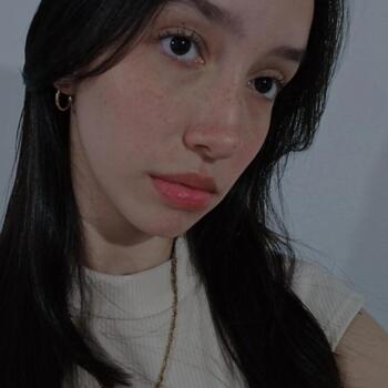 Babysitter Córdoba: Abril Ayala