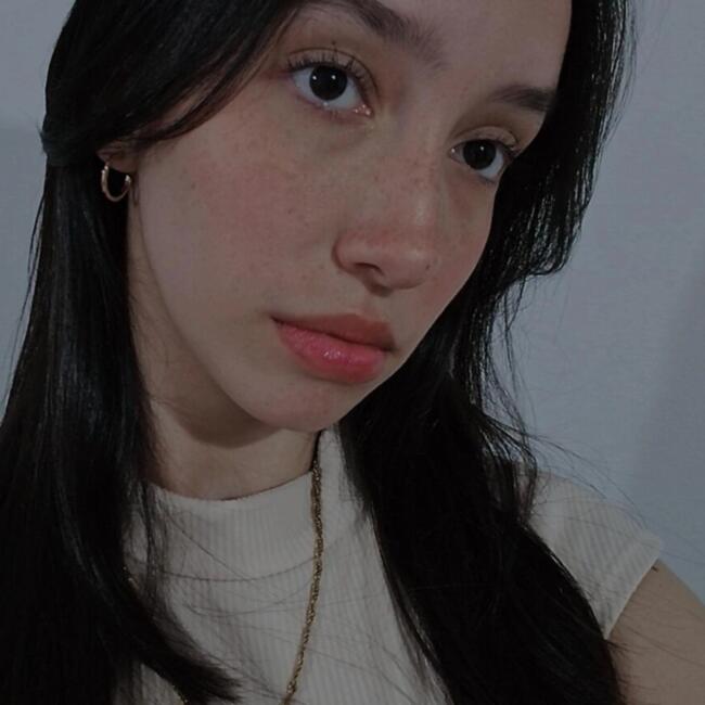 Babysitter in Córdoba: Abril Ayala