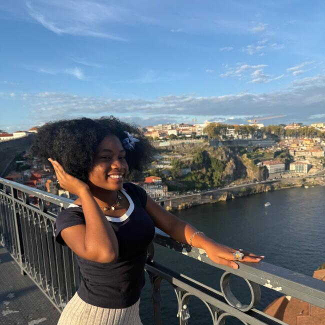 Babysitter in Porto: Rita