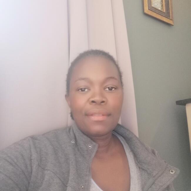 Babysitter in Cape Town: Regina