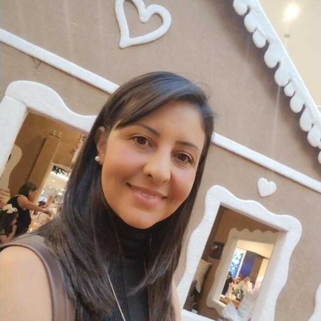 Babá em Curitiba: Letícia
