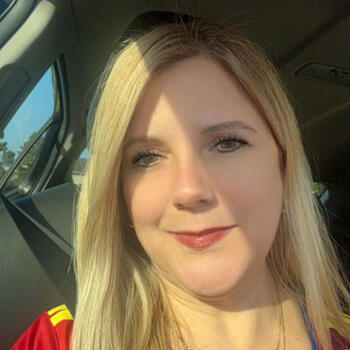 Babysitter in Katy: Maria