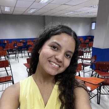 Niñera Mariano Roque Alonso: Ramona