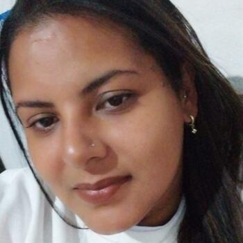 Babá em Votorantim: Daniela