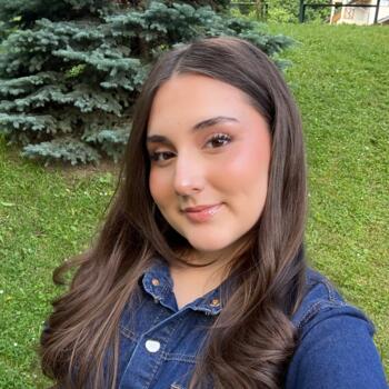 Babysitter Suceava: Sarah