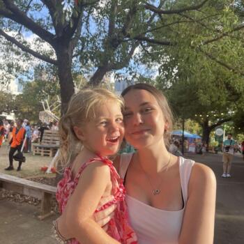 Babysitter in Perth: Saige
