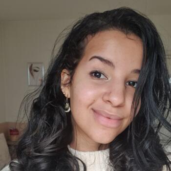 Baby-sitter in Bagneux: Lindsay