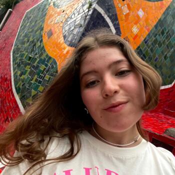 Babysitter in Valence: Chiara