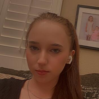 Babysitter in Orange: Jadyn