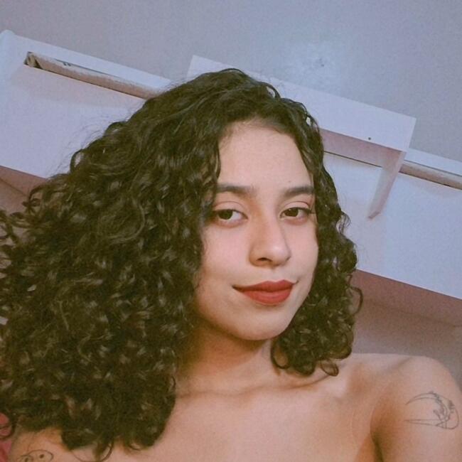 Babysitter in Aparecida de Goiânia: Maisa